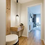 Elegant Premium With Parking Apartman Budapest