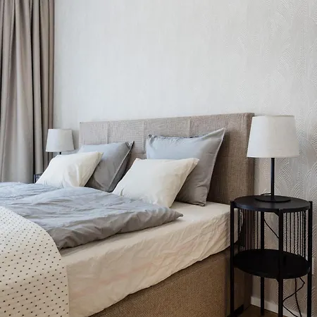 Elegant Premium With Parking *